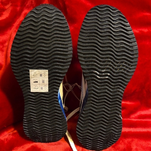 Reebok Kids' Cream and Blue Sneakers - Picture 4 of 5